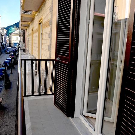 B&B Al Corso ปากานิ ภายนอก รูปภาพ