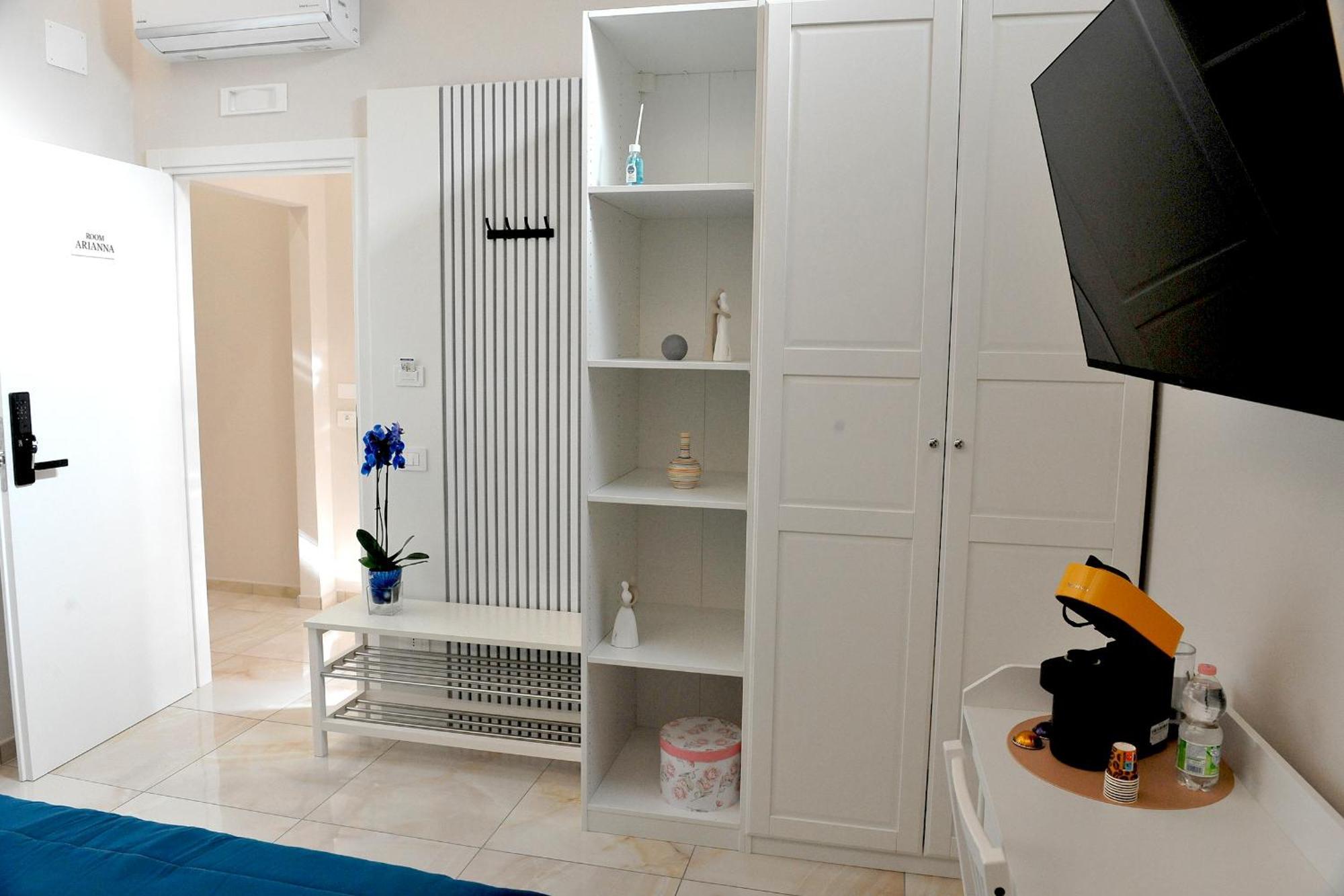 B&B Al Corso ปากานิ ภายนอก รูปภาพ