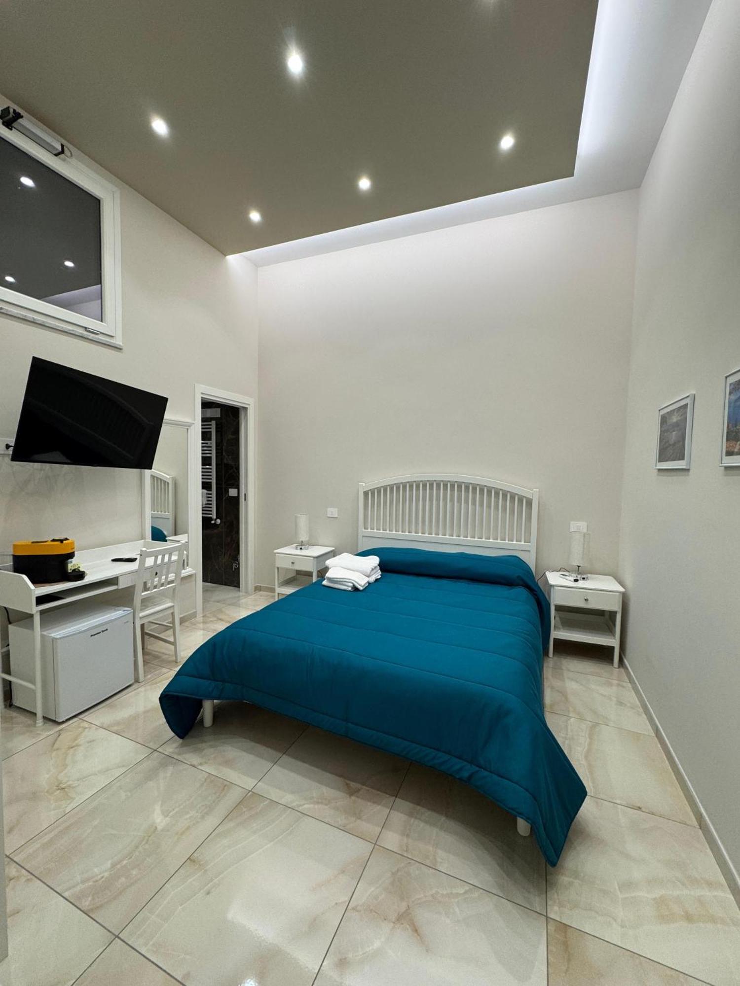 B&B Al Corso ปากานิ ภายนอก รูปภาพ