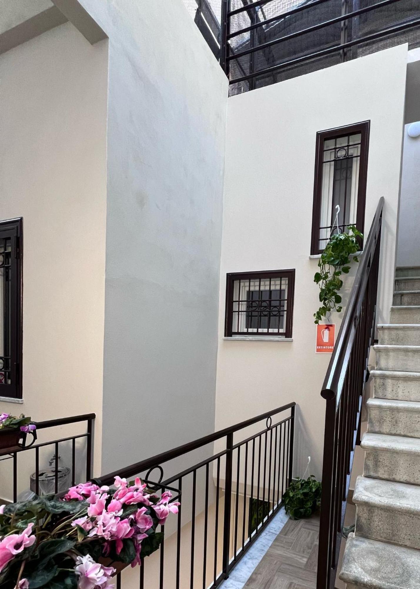 B&B Al Corso ปากานิ ภายนอก รูปภาพ